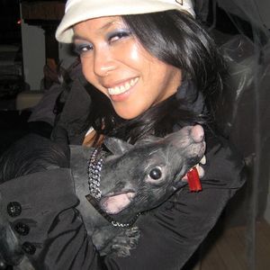 Meet your Posher, Joan